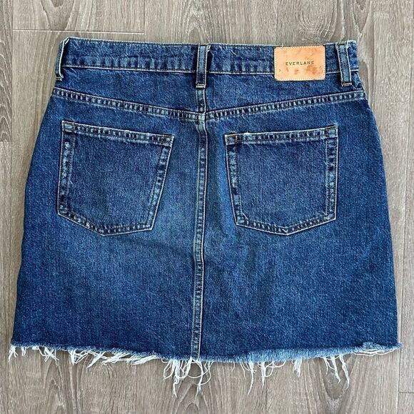 Everlane The Reconstructed Skirt Distressed Denim Mini Skirt Size 29 - Picture 7 of 8